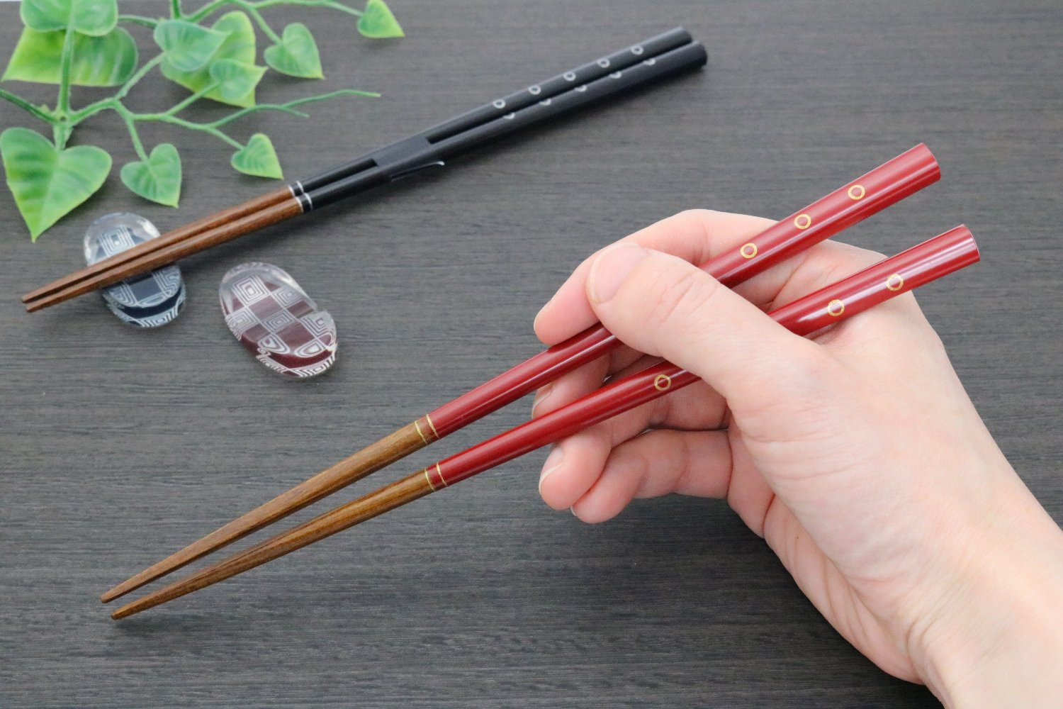 Amazon|イシダ ギフトに最適な夫婦箸 箸置付 2膳組 WABIYORI 月山 Amazon|イシダ ギフトに最適な夫婦箸 箸置付 2膳組 WABIYORI 月山